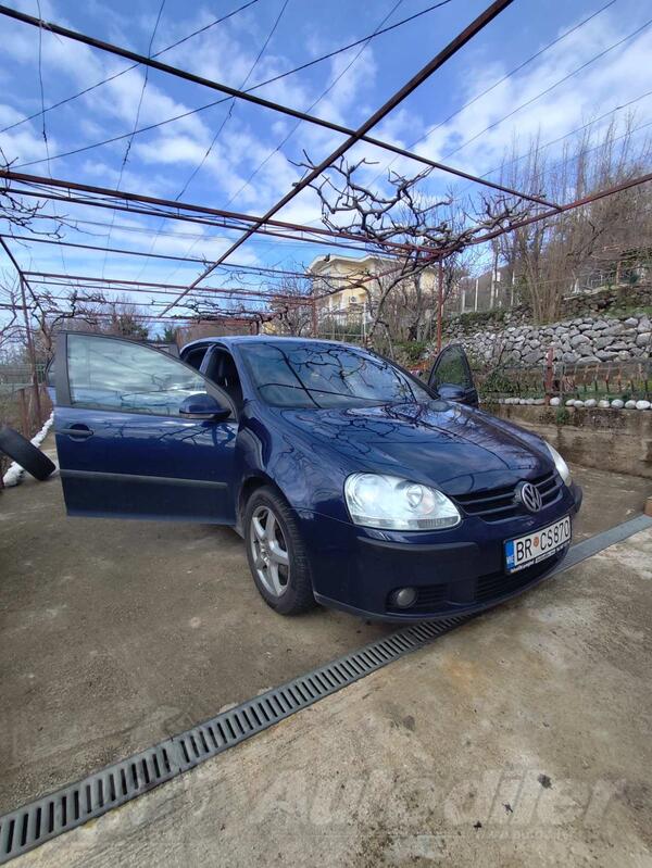 Volkswagen - Golf 5 - 1.9 TDI