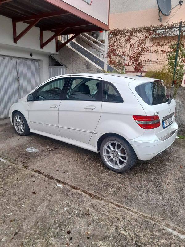 Mercedes Benz - B 200 - 1.9