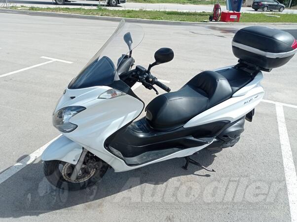 Yamaha - MADZESTY