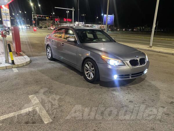 BMW - 530 - E60