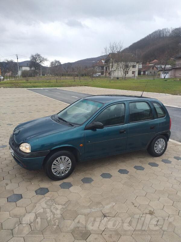 Opel - Corsa - 1.0