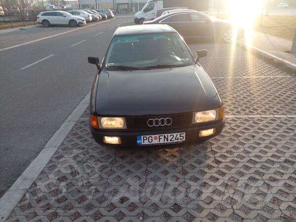 Audi - 80 - 1.8 S