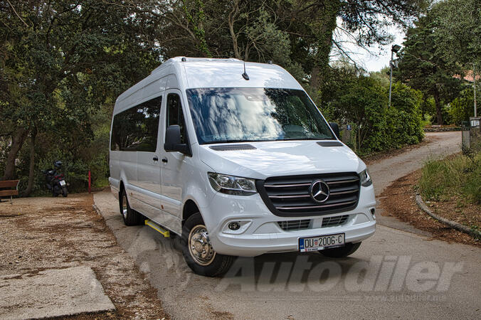 Mercedes Benz - Sprinter 519