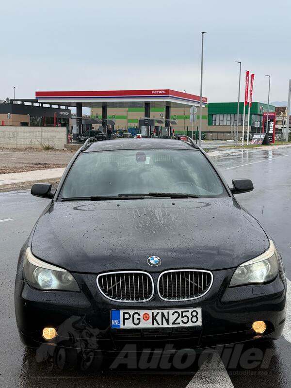 BMW - 525