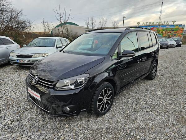 Volkswagen - Touran - 1.6 Tdi