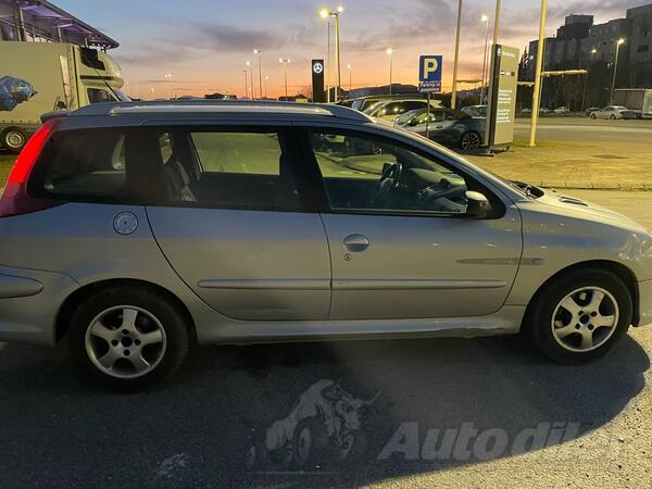 Peugeot - 206 - 1,6