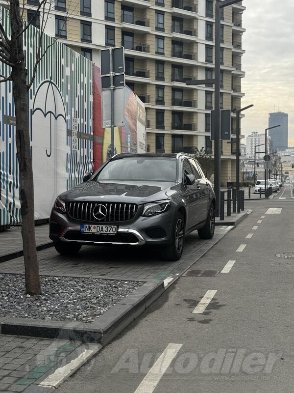 Mercedes Benz - GLC 220 - Mercedes-benz GLC220d
