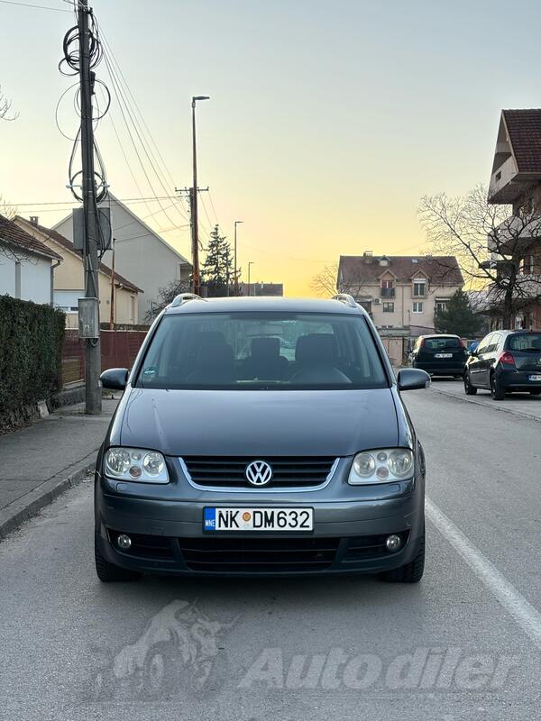 Volkswagen - Touran - 2.0 TDI