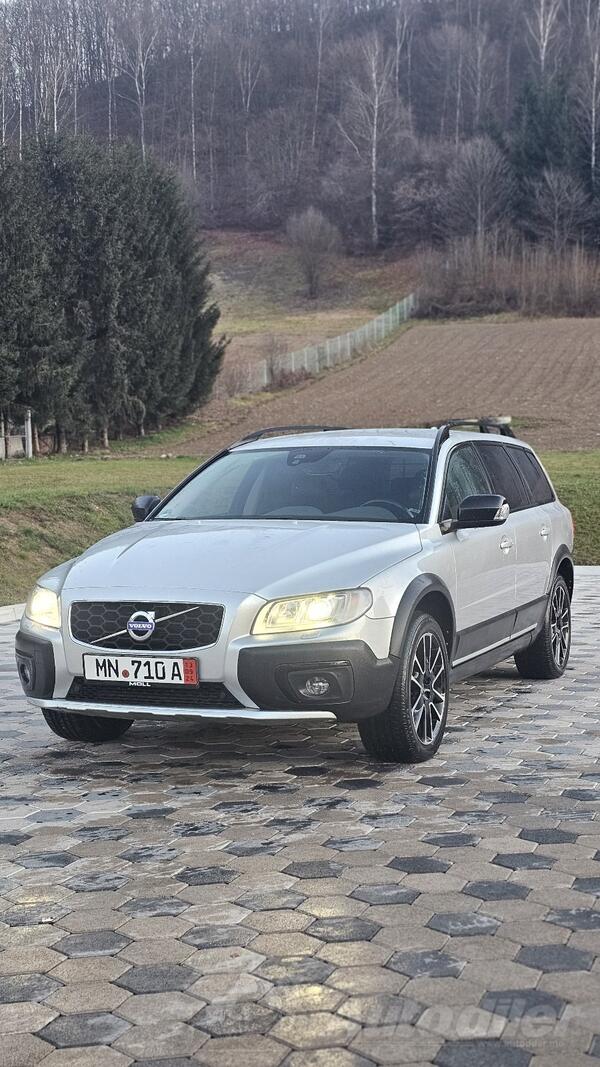 Volvo - XC 70 - 2.4 D5