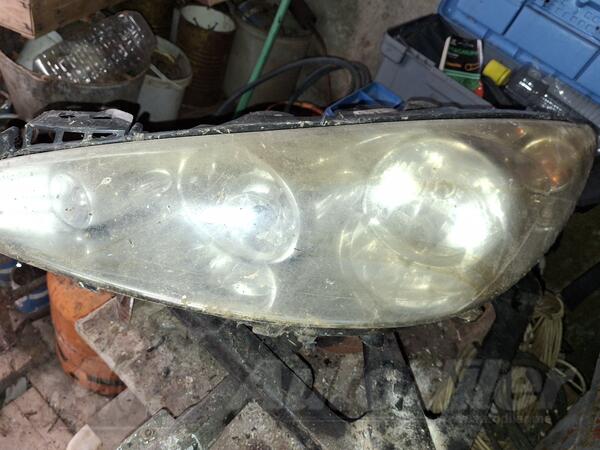 Lijevi far za Peugeot - 308    - 2008