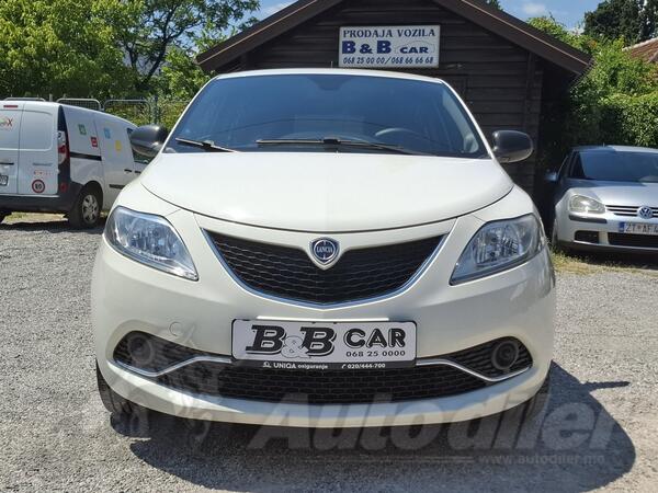 Lancia - Ypsilon - 2016 GPL FABRICKI PLIN 165.000km !!!