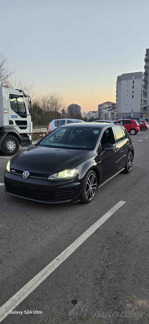 Volkswagen - Golf 7 - 2.0 tdi