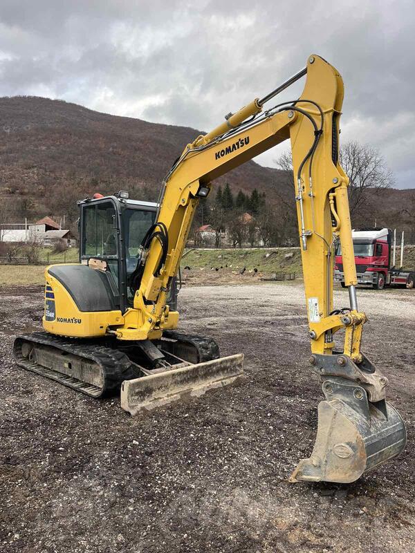 Komatsu - PC55MR