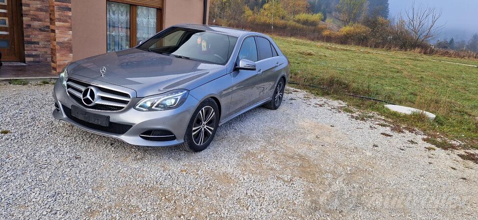 Mercedes Benz - 220 - 2.2 cdi