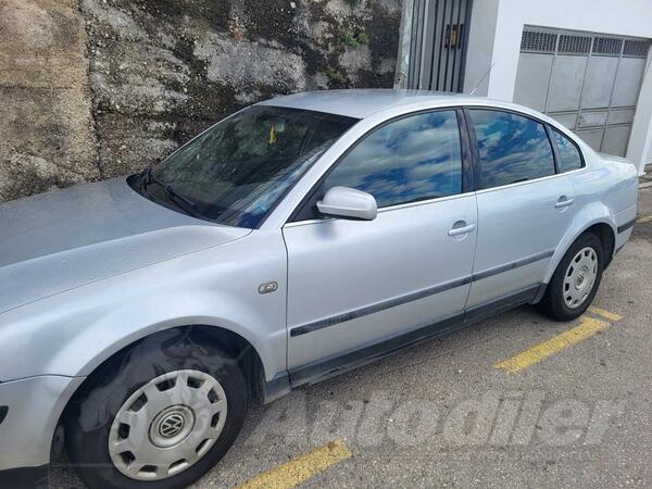 Volkswagen - Passat - 1.9 74kw