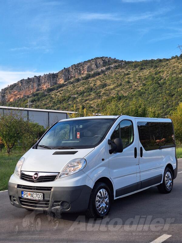 Opel - Vivaro
