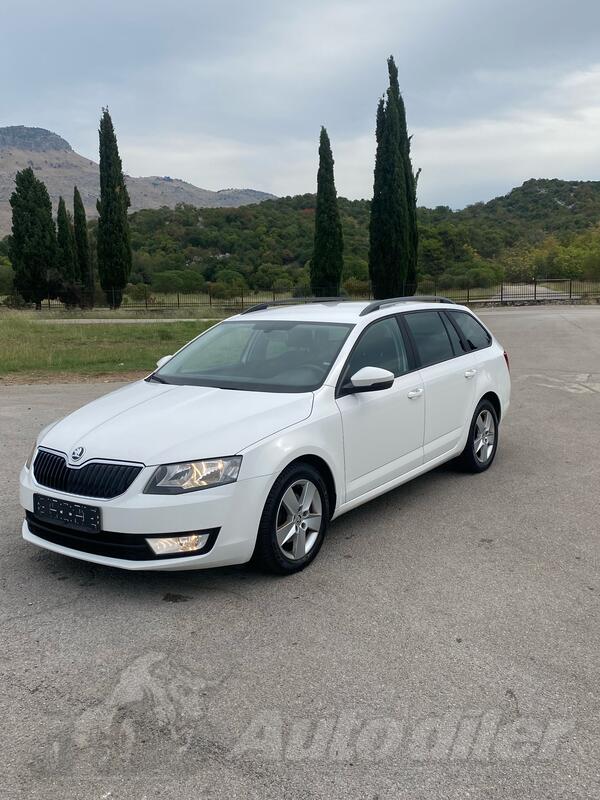 Škoda - Octavia - 1.6