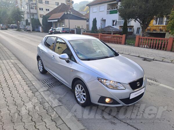 Seat - Ibiza - 1,6 Tdi 77kw Style SEAT IBIZA