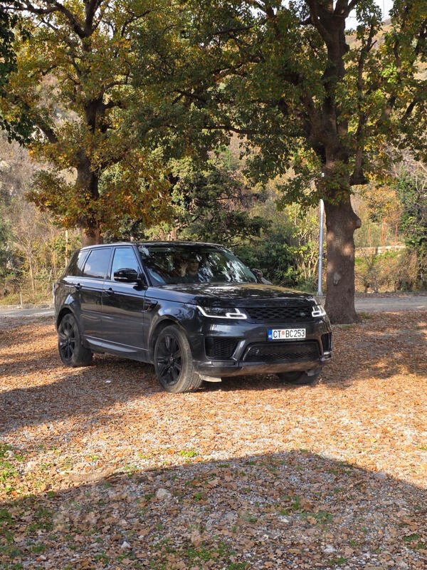 Land Rover - Range Rover Sport - Dynamic