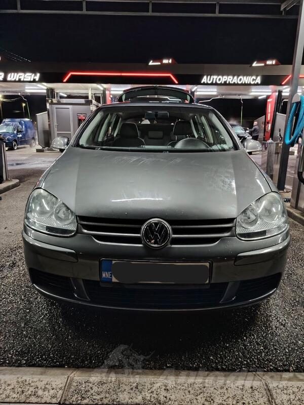 Volkswagen - Golf 5 - 1.9 TDI BLS