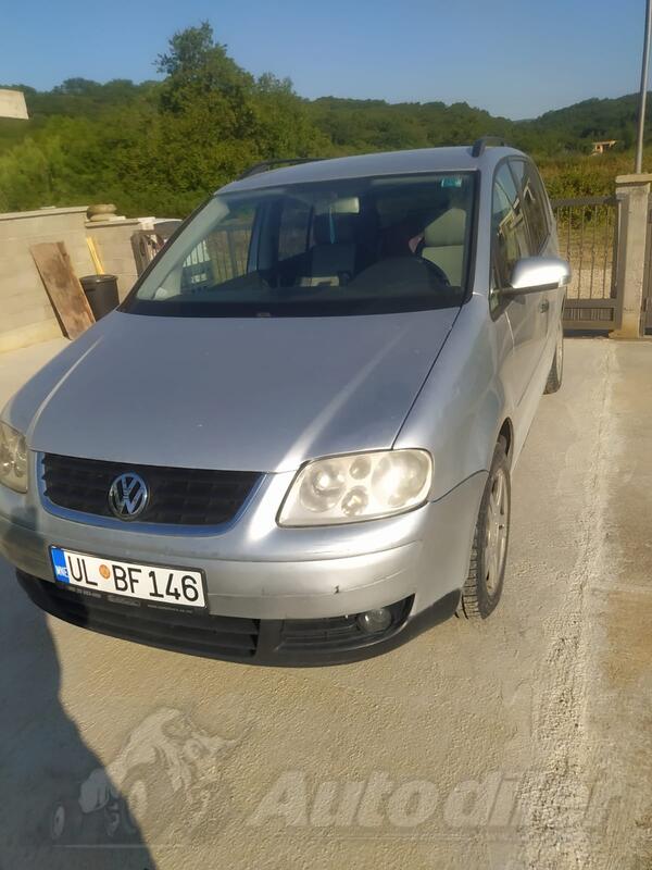 Volkswagen - Touran - 1.9tdi 2004 .god