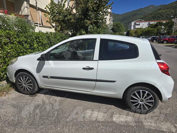 Renault - Clio - 1.5