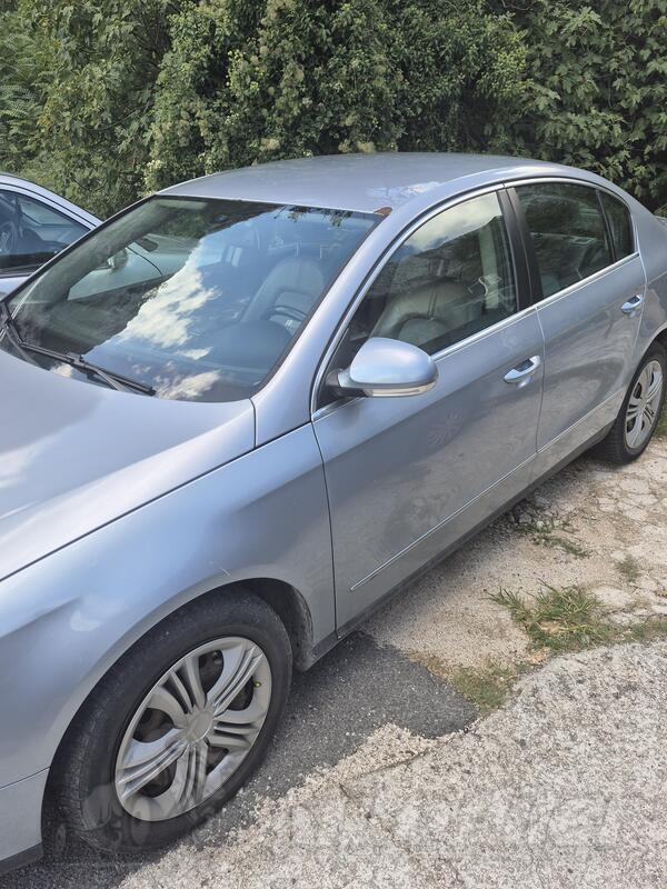Volkswagen - Passat - 2.0 TDI