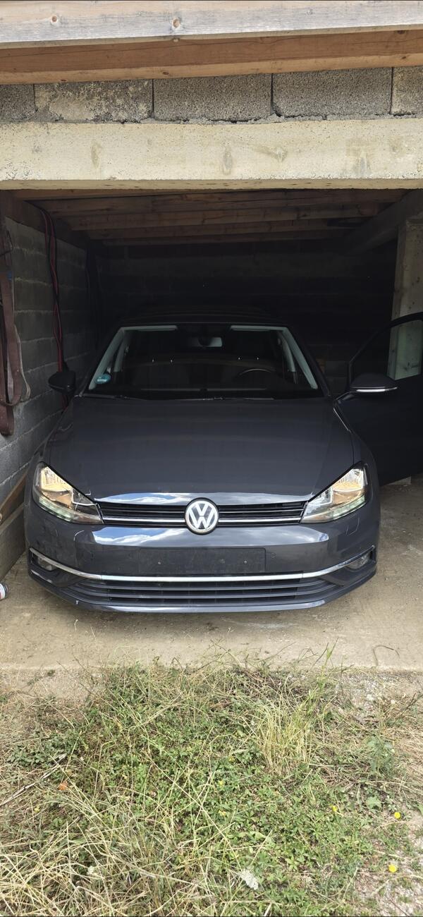 Volkswagen - Golf 7.5