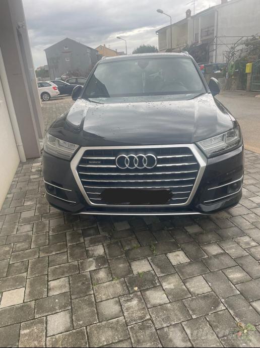 Audi - Q7 - quattro