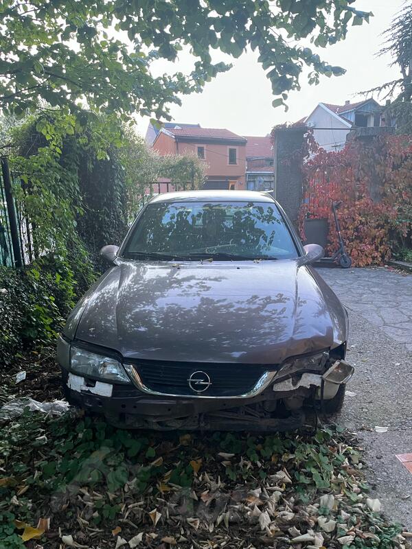 Opel - Vectra - 1.6 v16