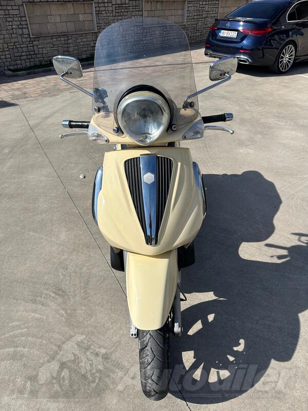 Piaggio - Beverly