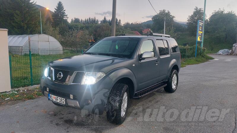 Nissan - Pathfinder - DCI