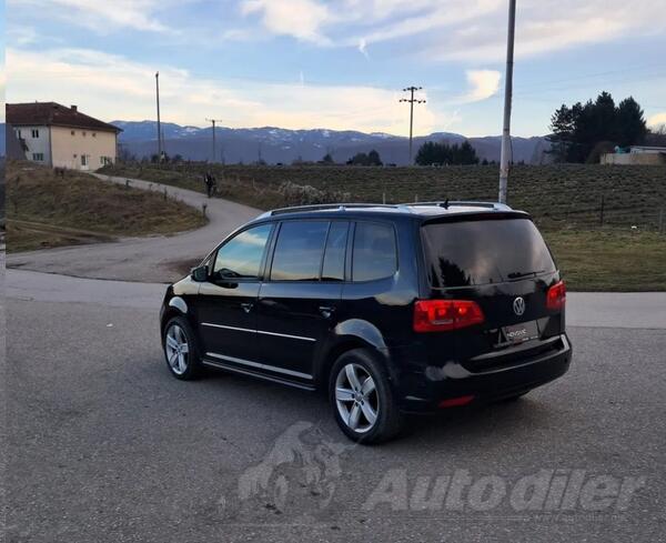 Volkswagen - Touran - 2.0