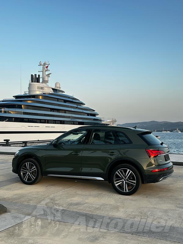 Audi - Q5 - Quattro 40TDI Matrix