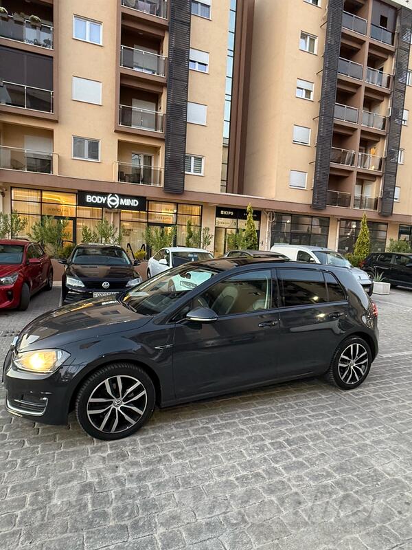 Volkswagen - Golf 7 - 1.6 tdi