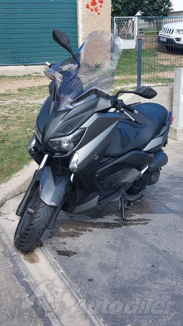 Yamaha - X max