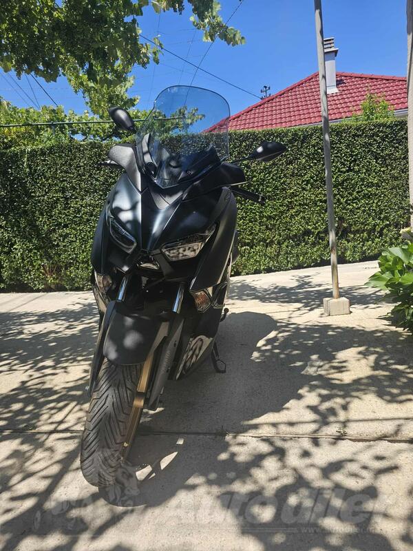 Yamaha - Xmax 300