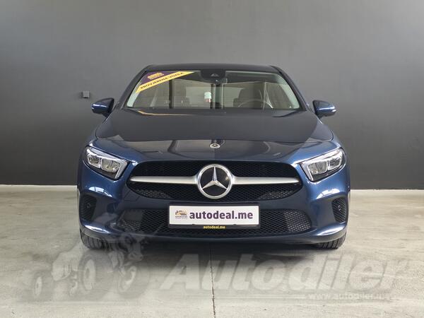 Mercedes Benz - A 180 - 2.0 - AUTOMATIC