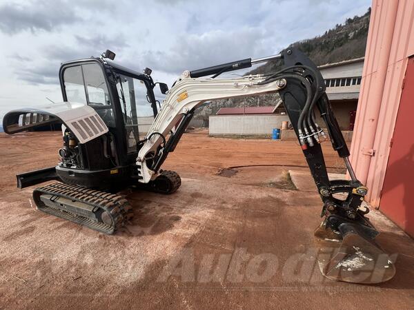 CAT - CAT 302.7 DRC