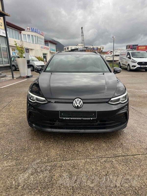 Volkswagen - Golf 8 - R LINE 2.0