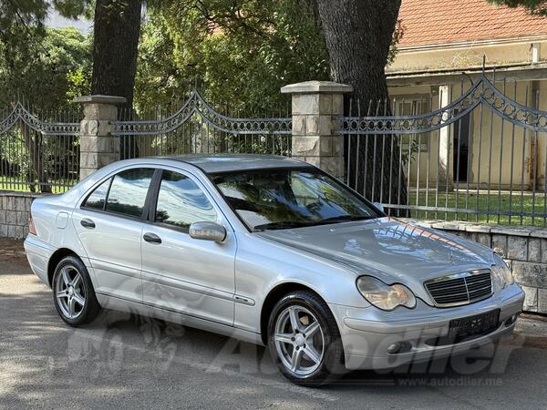 Mercedes Benz - C 200 - 2,0D