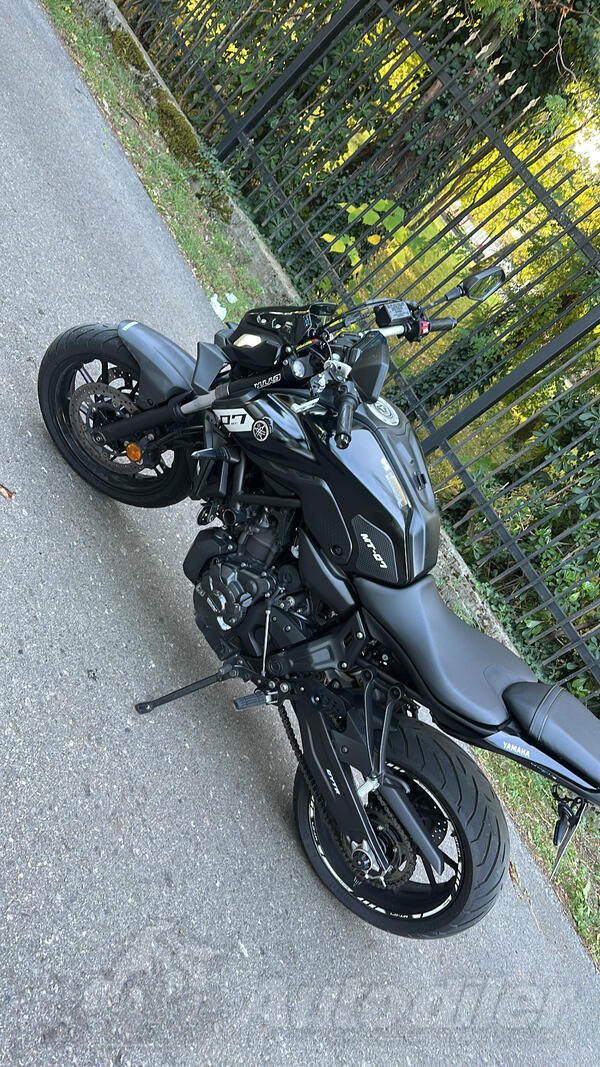 Yamaha - mt07