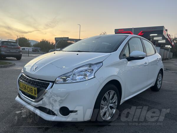 Peugeot - 208 - 1.4
