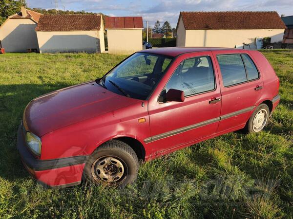 Volkswagen - Golf 3 - 1.8
