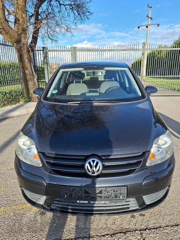 Volkswagen - Golf 5 - 1.9 tdi