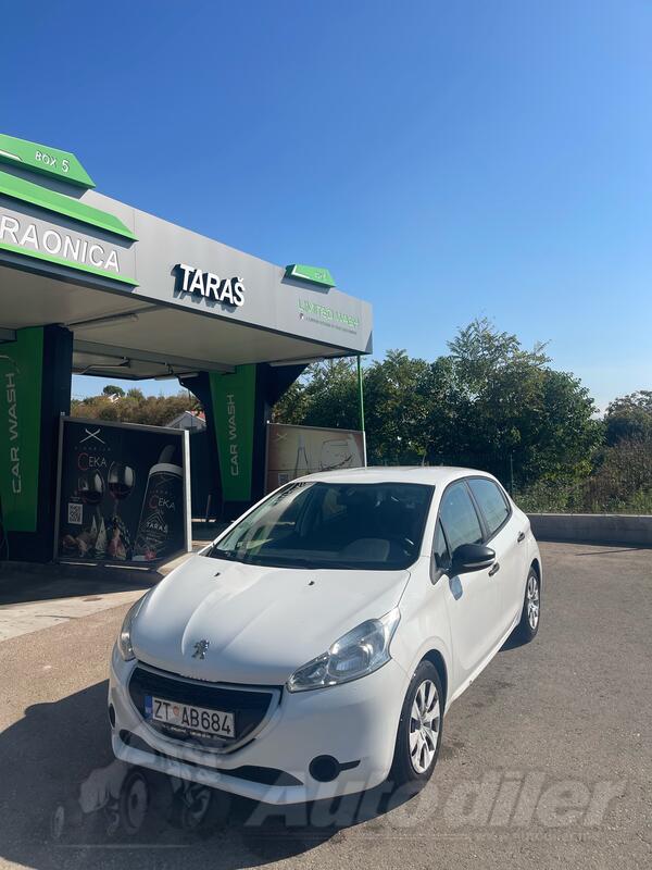 Peugeot - 208 - 1.4