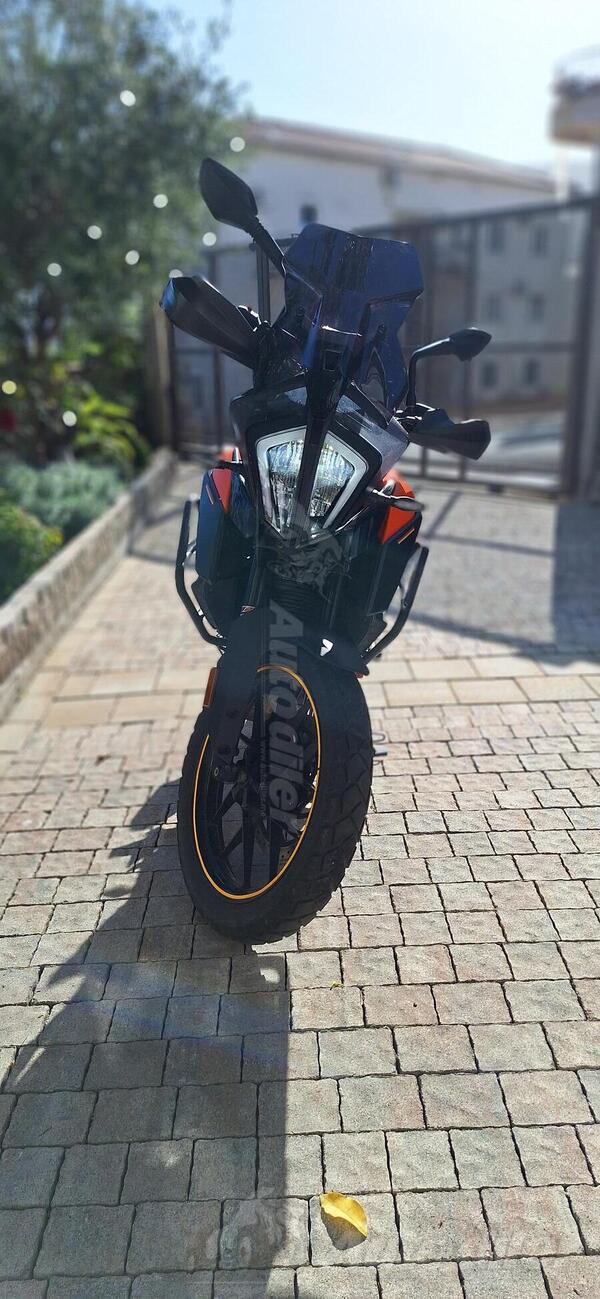 KTM - 390 ADV