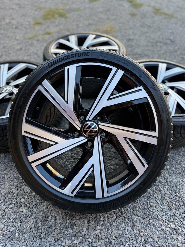 Ostalo felne i Bridgestone gume