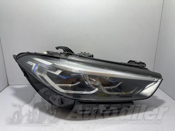 Desni far za BMW - 830    - 2018-2025