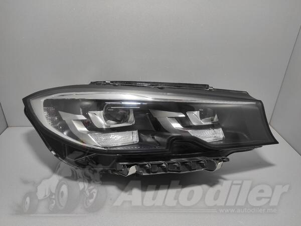 Desni far za BMW - 325 Gran Turismo    - 2018-2022
